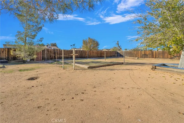13252 Setancket Road, Apple Valley, California 92308