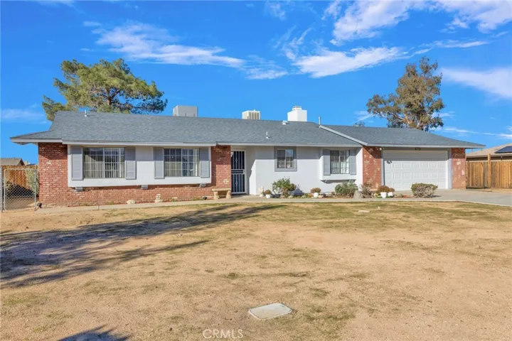 13252 Setancket Road, Apple Valley, California 92308