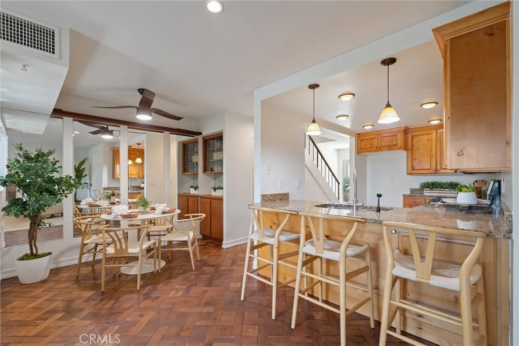 1112 Beryl Street 8, Redondo Beach, California 90277 home-pic-1