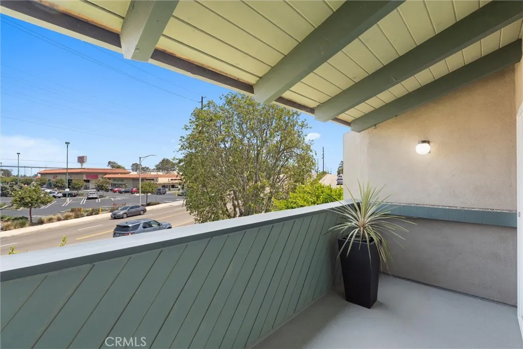 1112 Beryl Street 8, Redondo Beach, California 90277 home-pic-27