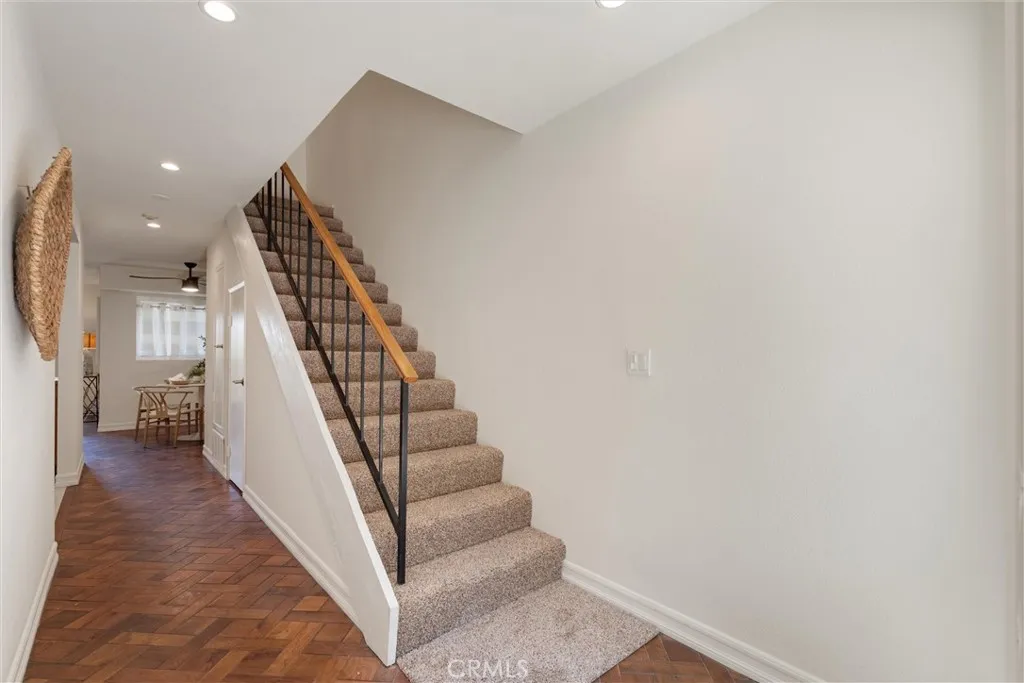 1112 Beryl Street 8, Redondo Beach, California 90277 home-pic-15