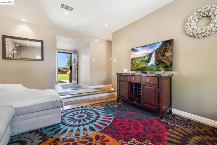 3555 Laurant Way, San Jose, California 95132