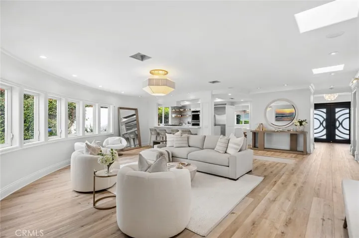 1500 Caribbean Way, Laguna Beach, California 92651
