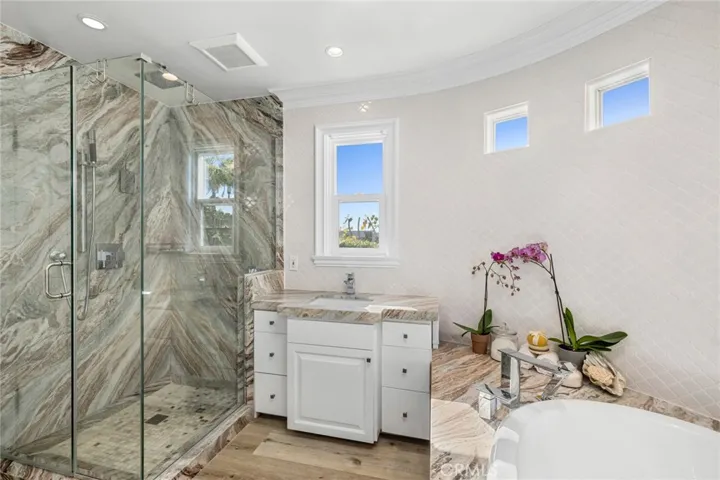 1500 Caribbean Way, Laguna Beach, California 92651