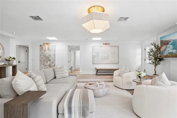 1500 Caribbean Way, Laguna Beach, California 92651