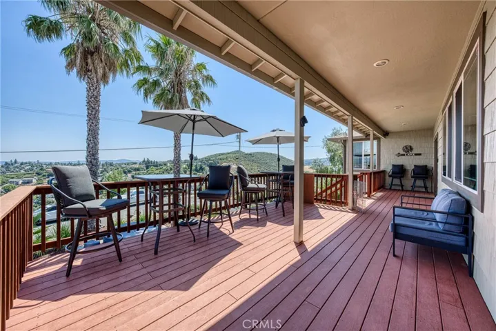 Front deck