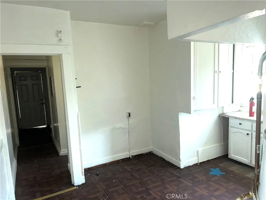 146 E 45th Street, Los Angeles, California 90011 home-pic-17