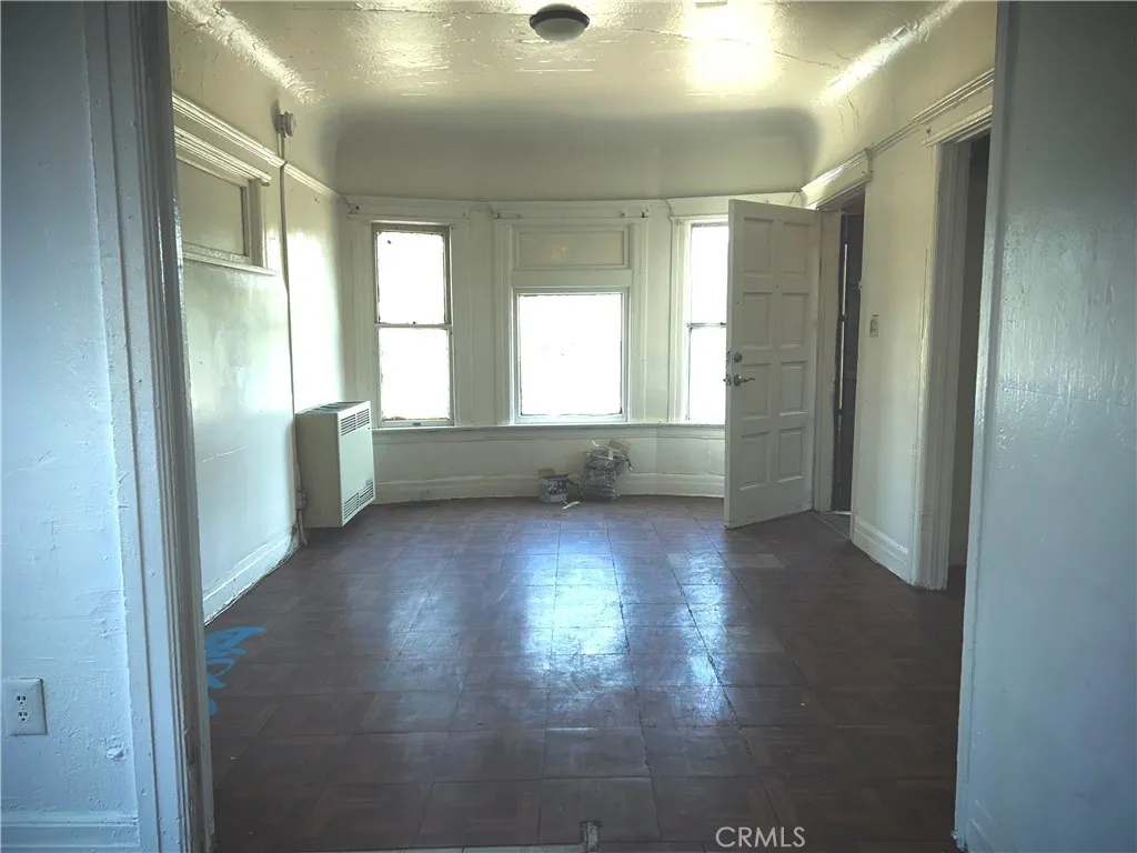 146 E 45th Street, Los Angeles, California 90011 home-pic-19