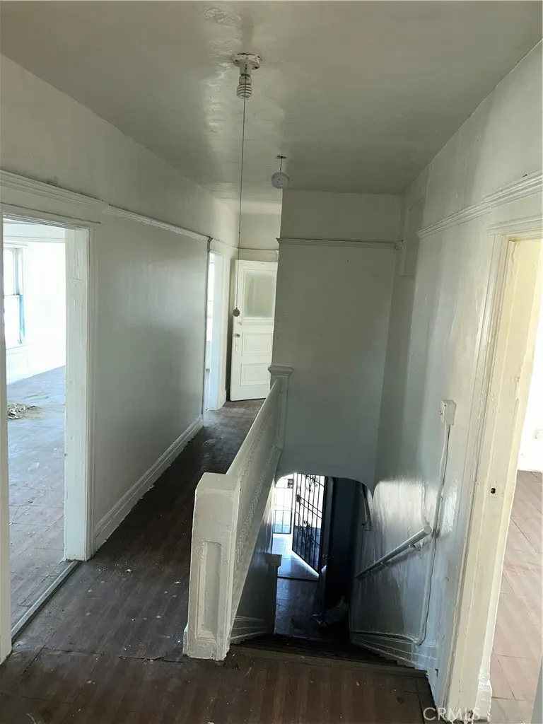 146 E 45th Street, Los Angeles, California 90011 home-pic-31