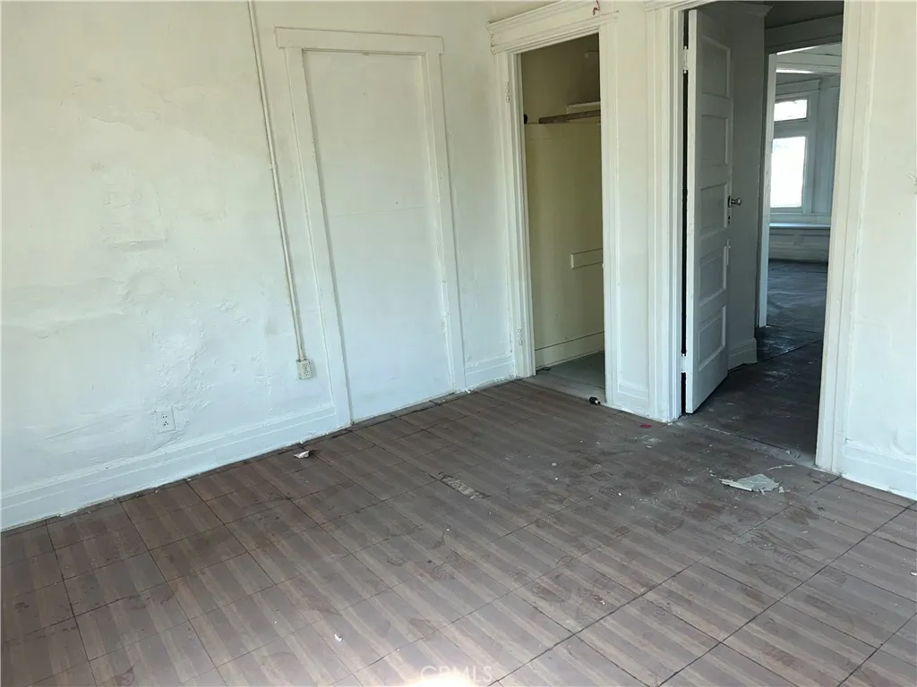 146 E 45th Street, Los Angeles, California 90011 home-pic-22