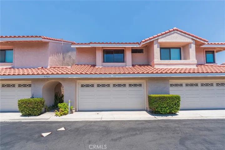 9769 Hampton Court, Fountain Valley, California 92708