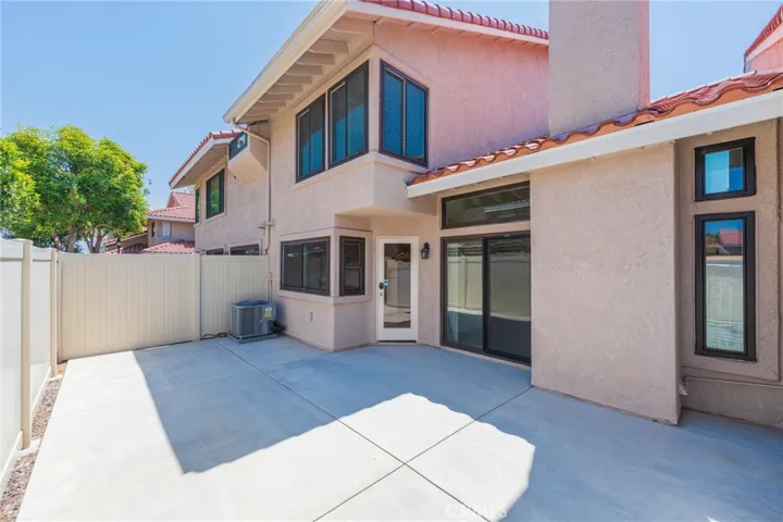 9769 Hampton Court, Fountain Valley, California 92708