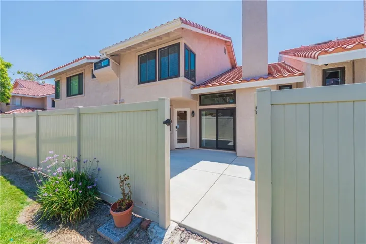 9769 Hampton Court, Fountain Valley, California 92708