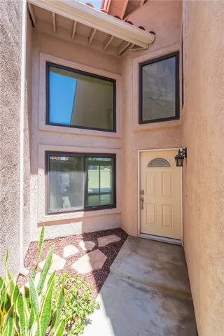 9769 Hampton Court, Fountain Valley, California 92708