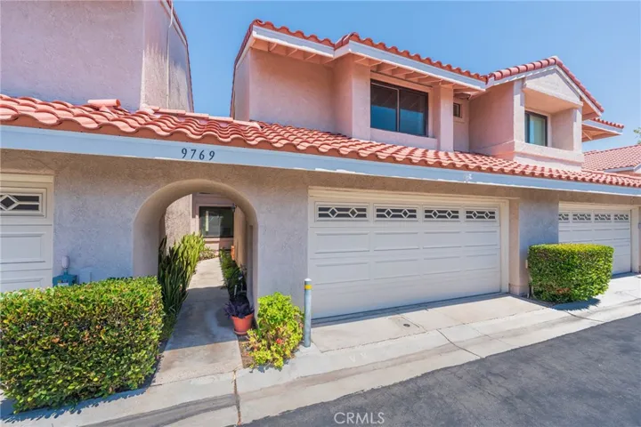 9769 Hampton Court, Fountain Valley, California 92708