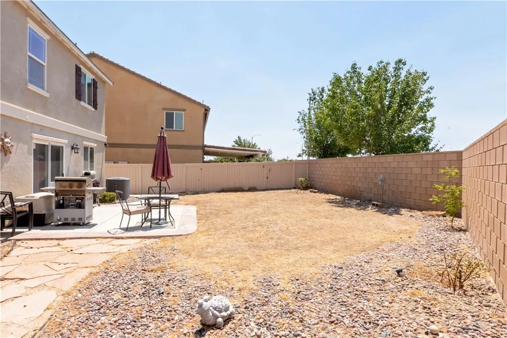 44267 Stadium Court, Lancaster, California 93535 home-pic-36