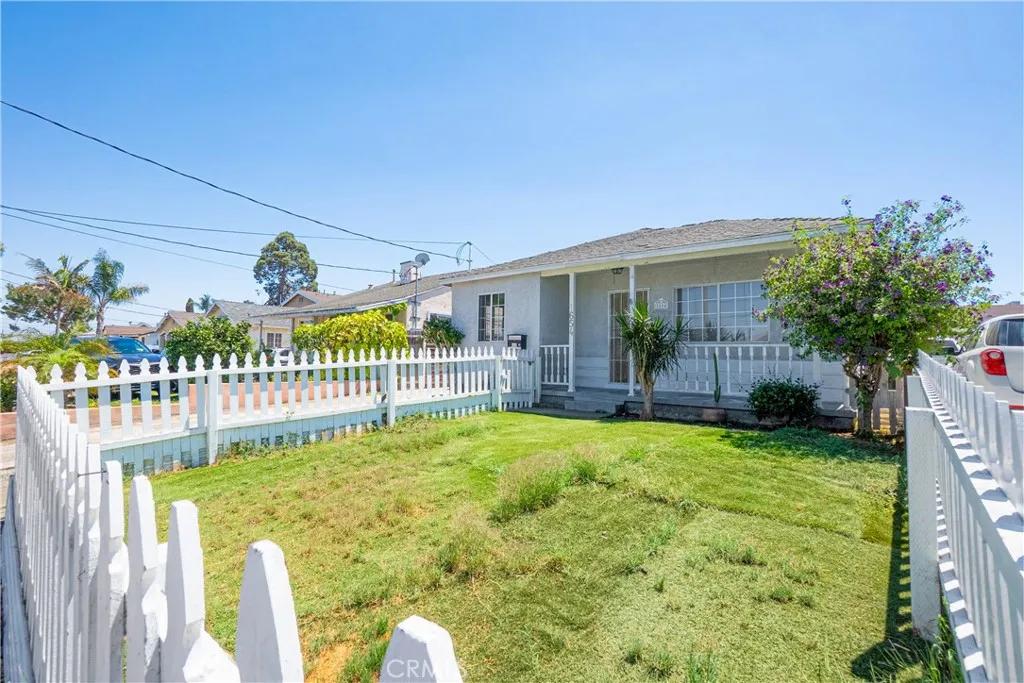 1654 W 216th Street, Torrance, California 90501 home-pic-40