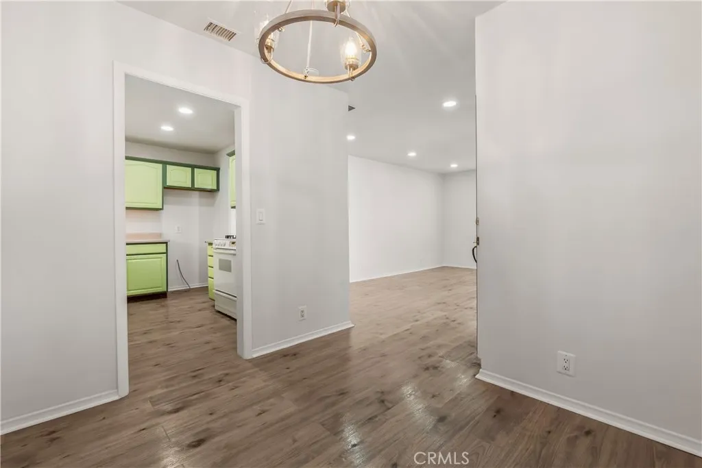 1654 W 216th Street, Torrance, California 90501 home-pic-9