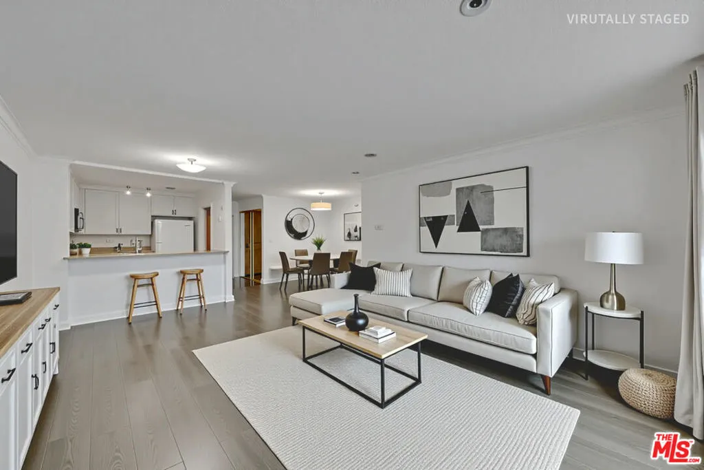 121 S Hope Street 429, Los Angeles, California 90012 home-pic-0
