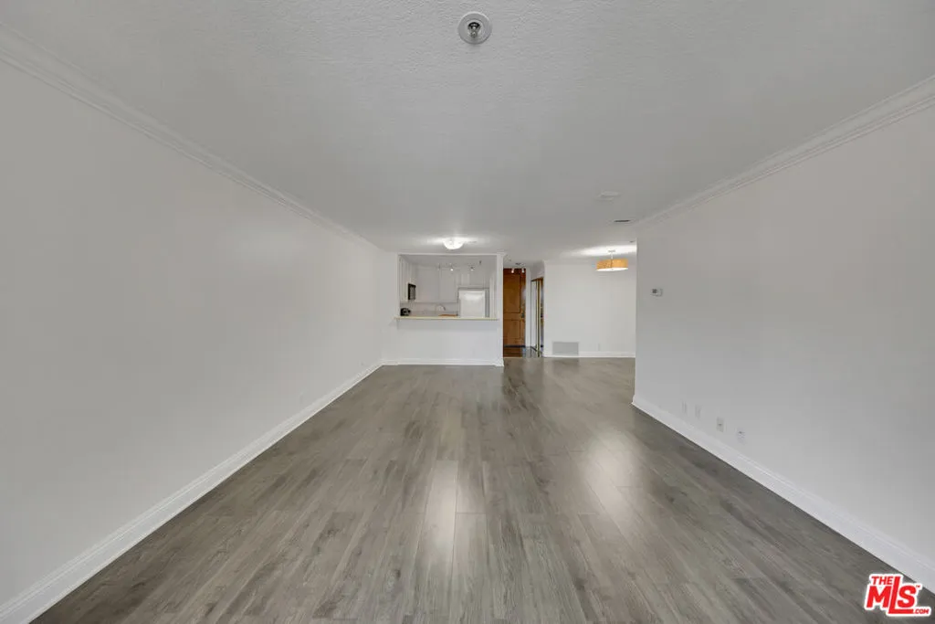 121 S Hope Street 429, Los Angeles, California 90012 home-pic-14