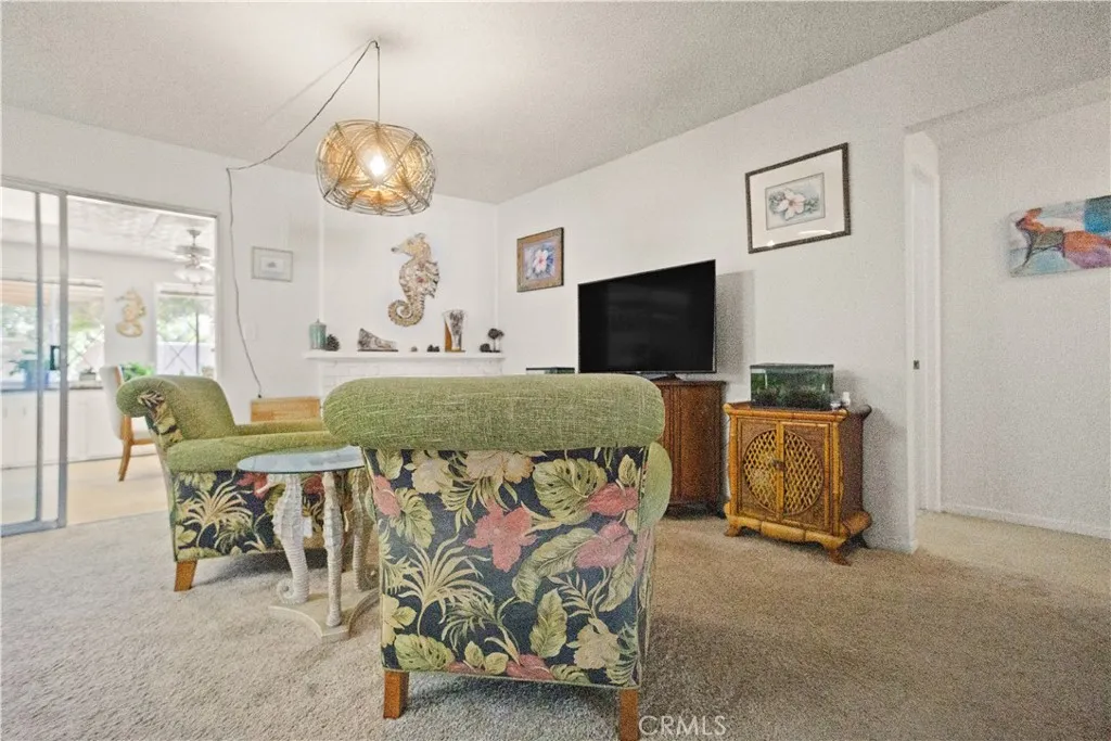 41825 Thornton Avenue, Hemet, California 92544 home-pic-8