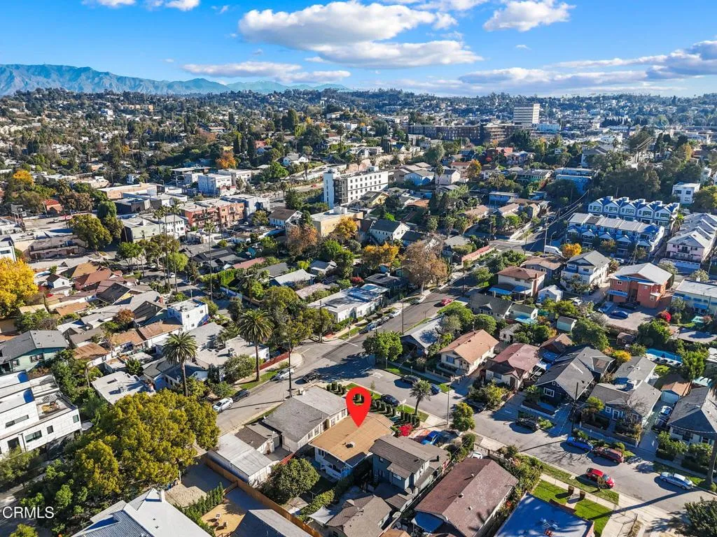 851 N Rampart Boulevard, Los Angeles, California 90026 home-pic-32