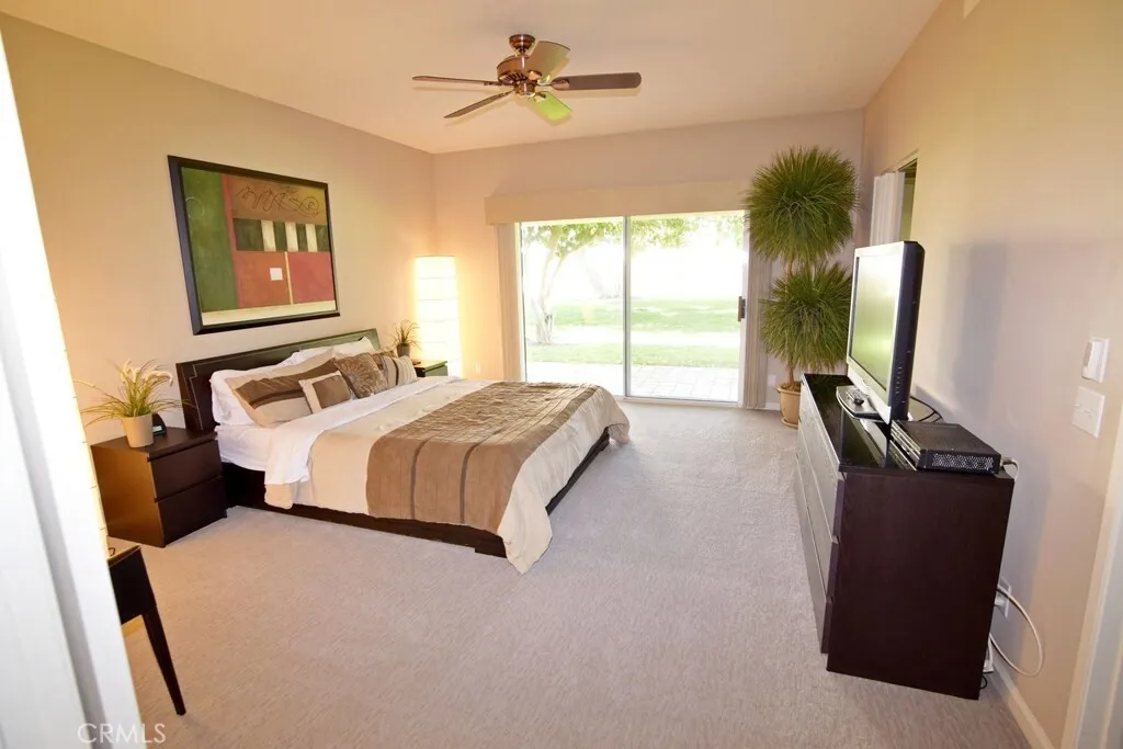144 Desert Falls Circle, Palm Desert, California 92211 home-pic-4