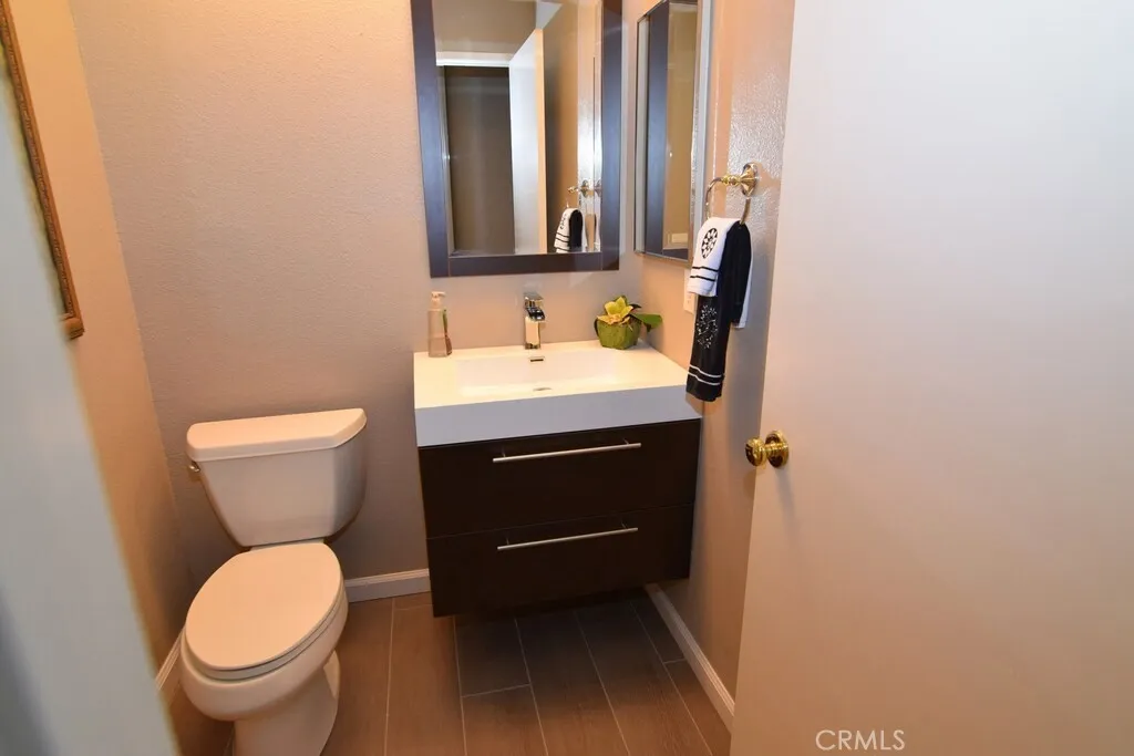 144 Desert Falls Circle, Palm Desert, California 92211 home-pic-7