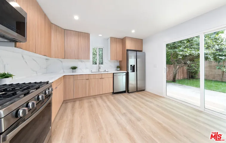 12034 Alberta Drive, Culver City, California 90230
