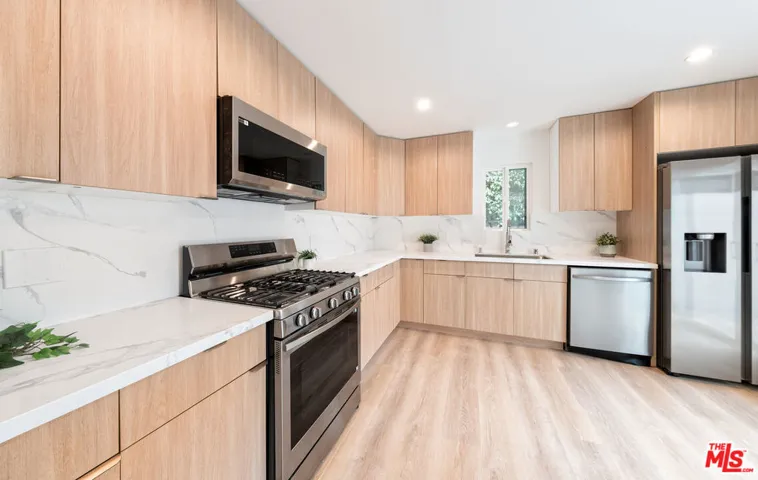12034 Alberta Drive, Culver City, California 90230