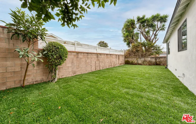12034 Alberta Drive, Culver City, California 90230
