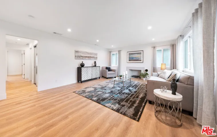 12034 Alberta Drive, Culver City, California 90230