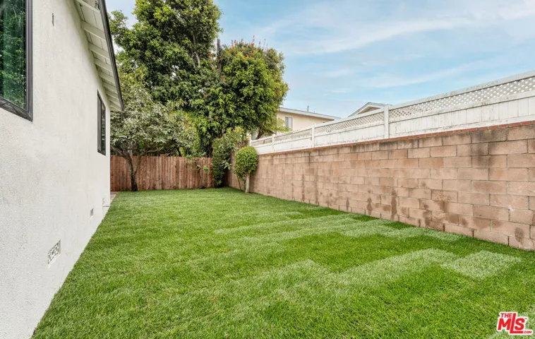 12034 Alberta Drive, Culver City, California 90230