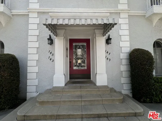 143 N Sycamore Avenue, Los Angeles, California 90036