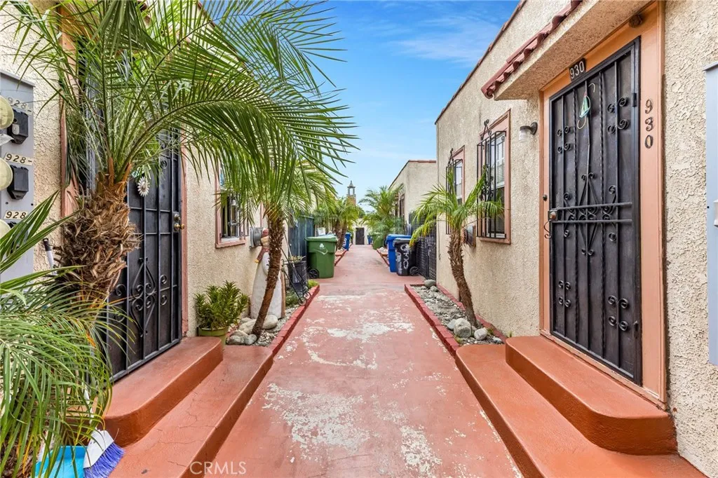 928 S Breed Street, Los Angeles, California 90023 home-pic-41