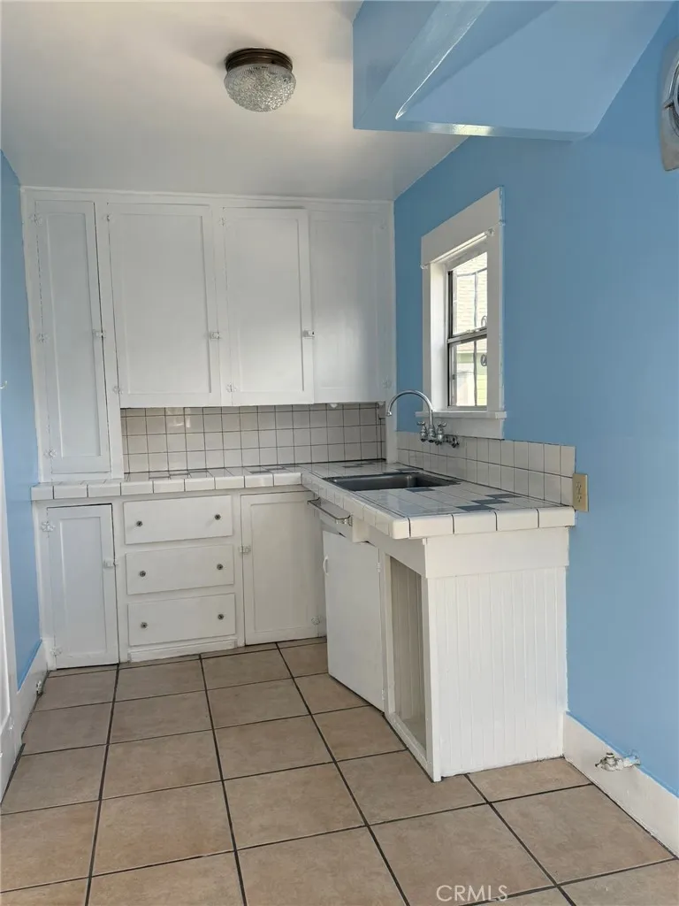 928 S Breed Street, Los Angeles, California 90023 home-pic-50