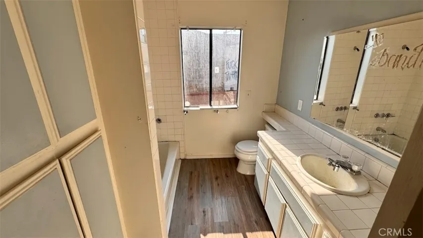 15813 Bonsallo Lane, Gardena, California 90247