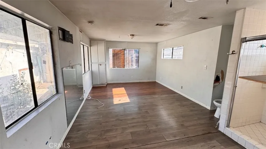 15813 Bonsallo Lane, Gardena, California 90247