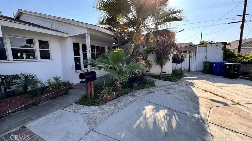 15813 Bonsallo Lane, Gardena, California 90247