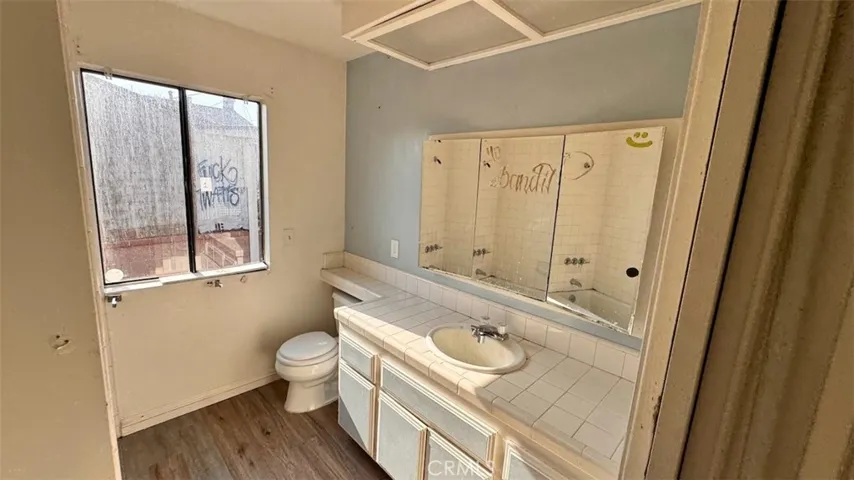 15813 Bonsallo Lane, Gardena, California 90247