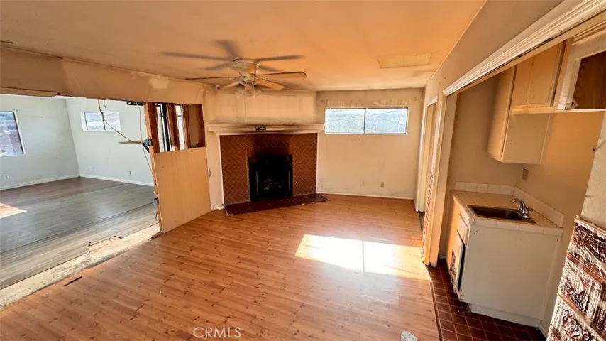 15813 Bonsallo Lane, Gardena, California 90247