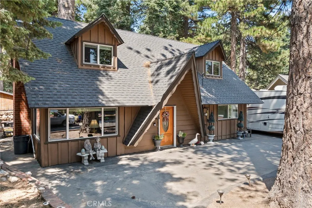31466 Onacrest Drive, Running Springs, California 92382 home-pic-42