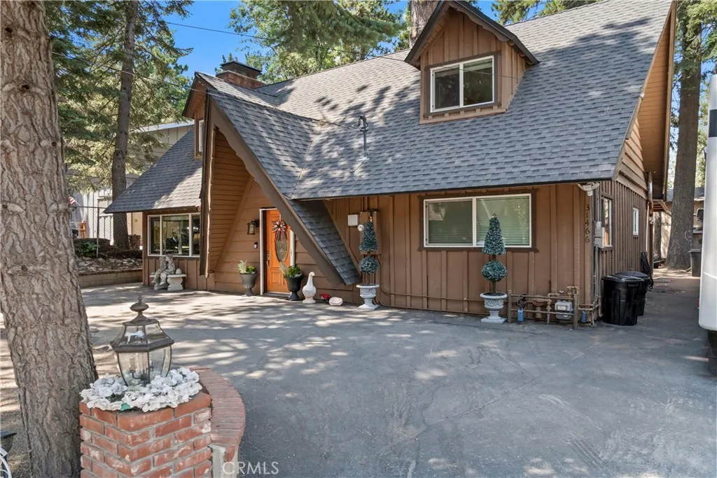 31466 Onacrest Drive, Running Springs, California 92382 home-pic-7