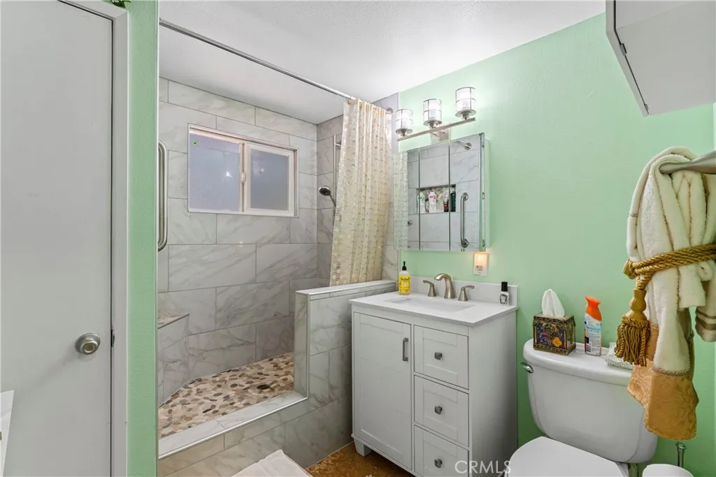 31466 Onacrest Drive, Running Springs, California 92382 home-pic-28