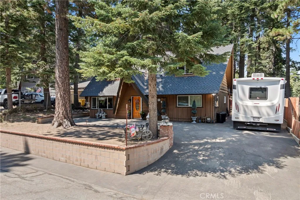 31466 Onacrest Drive, Running Springs, California 92382 home-pic-46