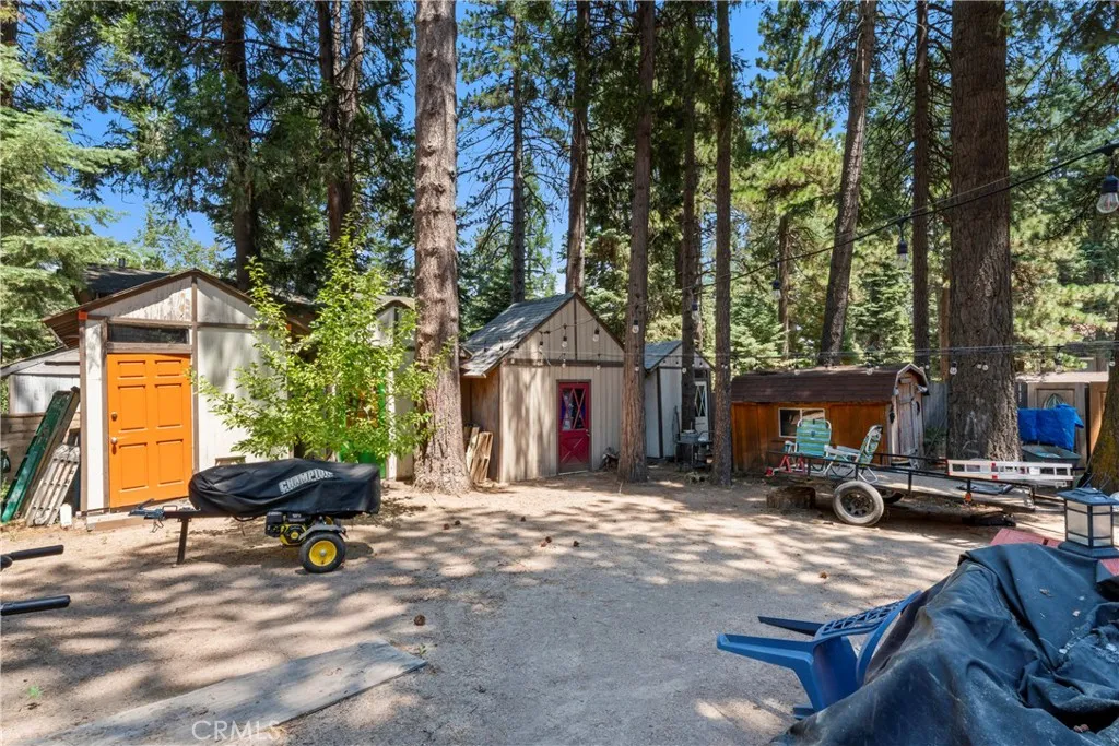 31466 Onacrest Drive, Running Springs, California 92382 home-pic-38