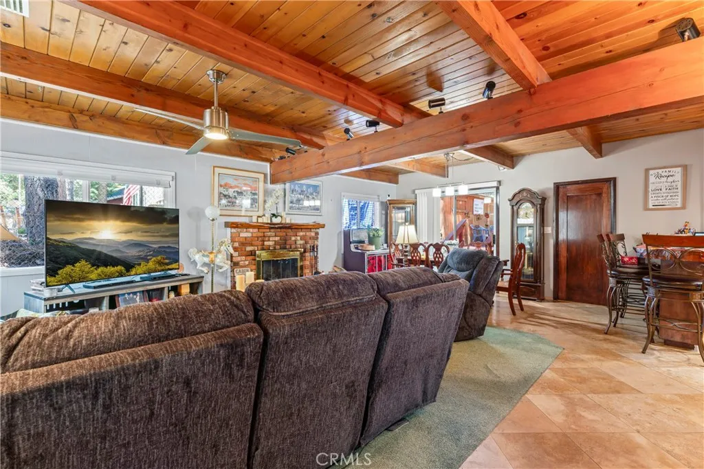 31466 Onacrest Drive, Running Springs, California 92382 home-pic-12