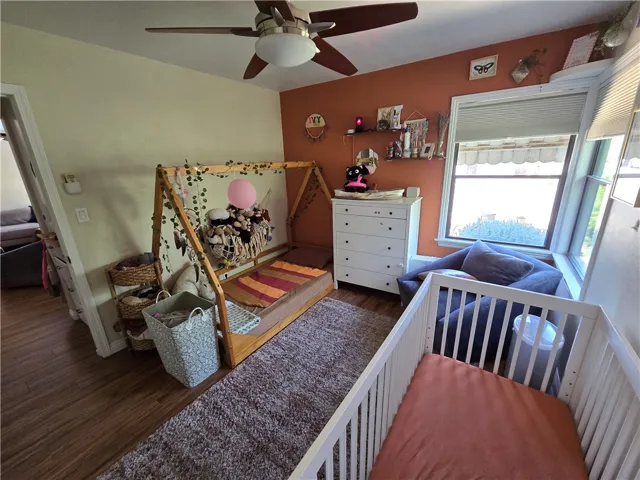 Second bedroom