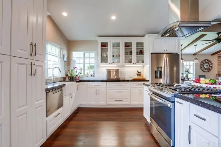 276 N El Camino Real 204, Oceanside, California 92058