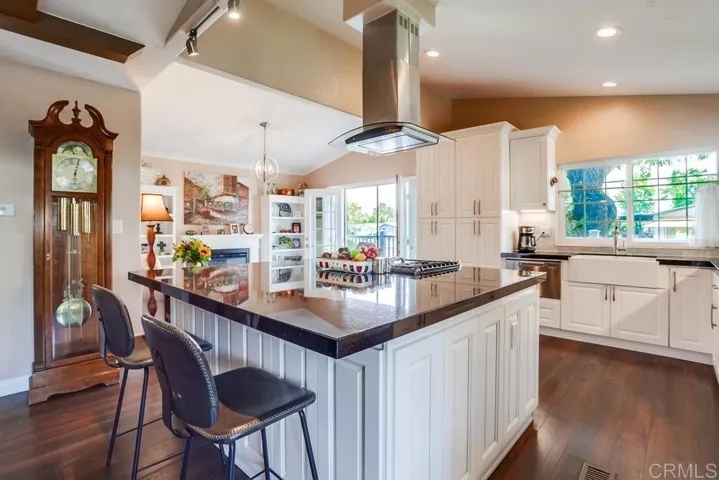 276 N El Camino Real 204, Oceanside, California 92058
